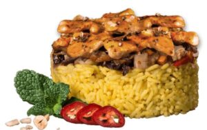 Шафрановый рис с курицей в соусе терияки